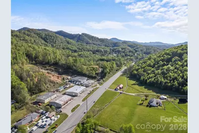 2466 Dellwood Road, Waynesville, NC 28786 - Photo 13
