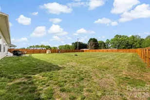 217 Mountain Island Dr, Statesville, NC 28677 - Photo 19