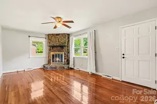 428 Frank Dr, Charlotte, NC 28215 - Photo 5