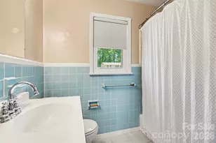428 Frank Dr, Charlotte, NC 28215 - Photo 21