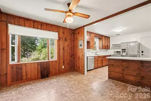428 Frank Dr, Charlotte, NC 28215 - Photo 11