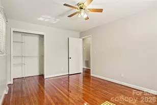428 Frank Dr, Charlotte, NC 28215 - Photo 19