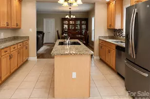 2107 Jenkins Printing Dr, Newton, NC 28658 - Photo 5