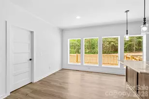 6016 Bridges St, Catawba, NC 28609 - Photo 9