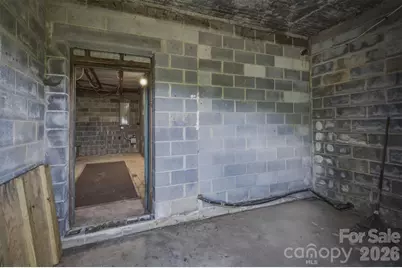 822 Windy Mountain Road, Deep Gap, NC 28618 - Photo 27