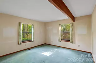 98 Skyline Dr, Hendersonville, NC 28791 - Photo 17