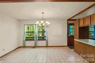 98 Skyline Dr, Hendersonville, NC 28791 - Photo 15