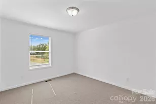 6028 Bridges St, Catawba, NC 28609 - Photo 25