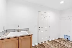 6028 Bridges St, Catawba, NC 28609 - Photo 15