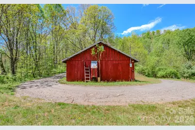 143 Gouge Cemetery Road, Bakersville, NC 28705 - Photo 13