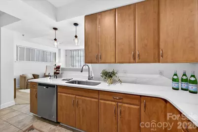 1320 Fillmore Avenue #105, Charlotte, NC 28203 - Photo 11