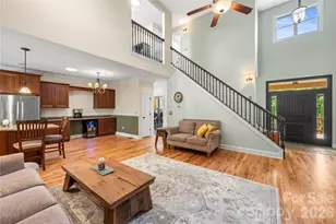 128 Churchill Downs Dr, Fairview, NC 28730 - Photo 7