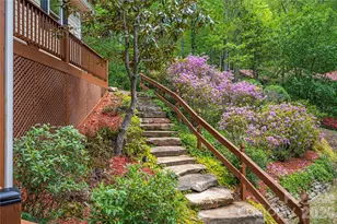128 Churchill Downs Dr, Fairview, NC 28730 - Photo 5