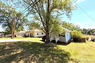 18 Midway St, Granite Falls, NC 28630 - Photo 9
