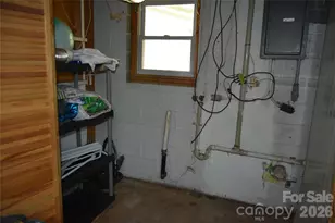 1082 Maple St, Granite Falls, NC 28630 - Photo 17