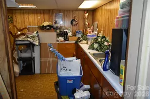 1082 Maple St, Granite Falls, NC 28630 - Photo 15