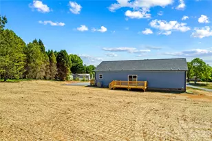 6040 Bridges St, Catawba, NC 28609 - Photo 33