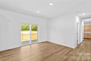 6040 Bridges St, Catawba, NC 28609 - Photo 9