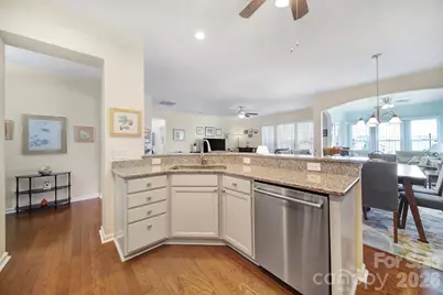 8080 Pawleys Court, Fort Mill, SC 29707 - Photo 5