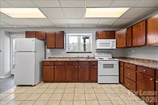 300 E Gold St, Kings Mountain, NC 28086 - Photo 11