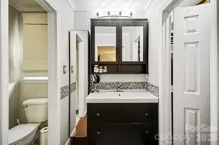2706 Lytham Dr, Charlotte, NC 28210 - Photo 17