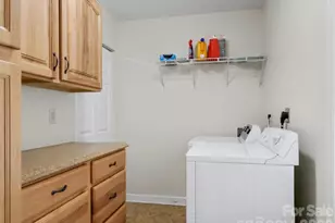 31 Bear Den Rd, Asheville, NC 28805 - Photo 25
