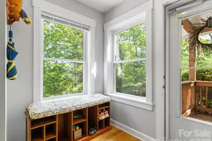 31 Bear Den Rd, Asheville, NC 28805 - Photo 5