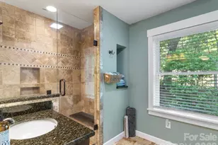 31 Bear Den Rd, Asheville, NC 28805 - Photo 23