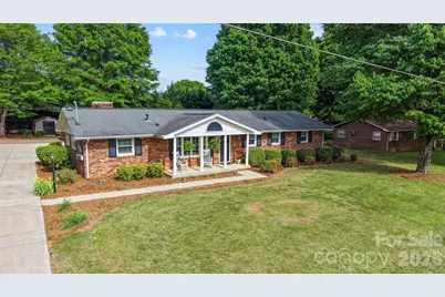 3328 Sulphur Springs Road NE, Hickory, NC 28601 - Photo 5