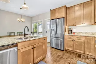 116 Craggy St, Black Mountain, NC 28711 - Photo 15