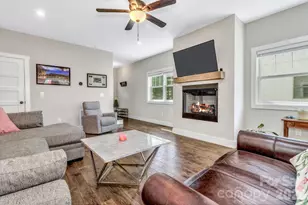 116 Craggy St, Black Mountain, NC 28711 - Photo 7
