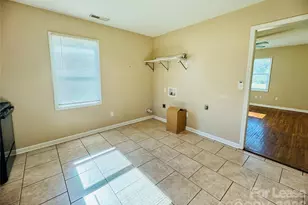 106 Springs St, Gastonia, NC 28056 - Photo 5