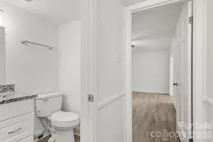 6748 Constitution Ln, Charlotte, NC 28210 - Photo 27