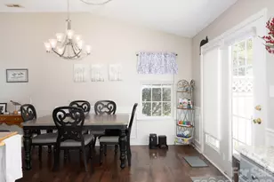 8110 Slickrock Cir, Charlotte, NC 28215 - Photo 11