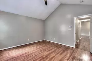 8110 Slickrock Cir, Charlotte, NC 28215 - Photo 19