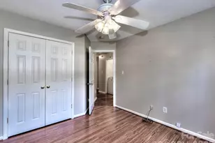 8110 Slickrock Cir, Charlotte, NC 28215 - Photo 31