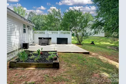 8110 Slickrock Circle, Charlotte, NC 28215 - Photo 37