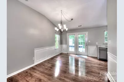 8110 Slickrock Circle, Charlotte, NC 28215 - Photo 11