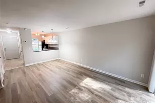 4037 Briarhill Dr, Charlotte, NC 28215 - Photo 11