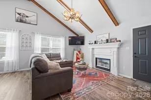 2050 16th Ave Pl SW, Hickory, NC 28602 - Photo 3