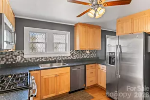 60 Shiloh Rd, Asheville, NC 28803 - Photo 9