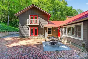 75 Old Lakey Gap Rd, Black Mountain, NC 28711 - Photo 3