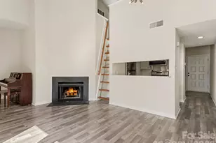 306 S Cedar St, Charlotte, NC 28202 - Photo 3