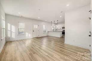 404 S Spargo St, Dallas, NC 28034 - Photo 9