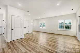 404 S Spargo St, Dallas, NC 28034 - Photo 7