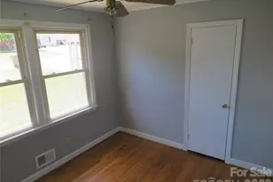2406 Easton Dr, Shelby, NC 28152 - Photo 15