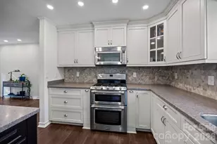 3030 Lydia Ln, Newton, NC 28658 - Photo 9
