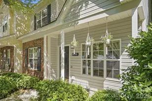 8170 Rudolph Rd, Charlotte, NC 28216 - Photo 3