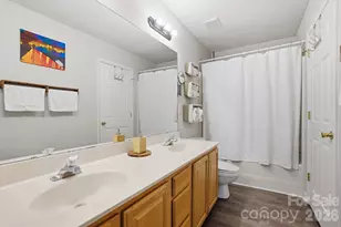 8170 Rudolph Rd, Charlotte, NC 28216 - Photo 23