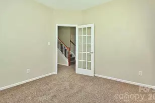 1212 Oakdale Commons Ct, Charlotte, NC 28216 - Photo 21